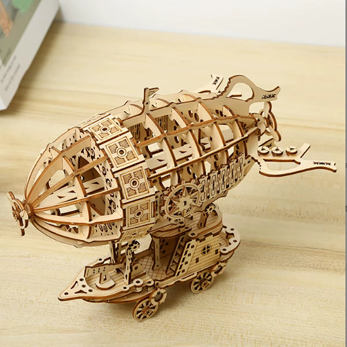3-D Airship Wooden Puzzle Ket
